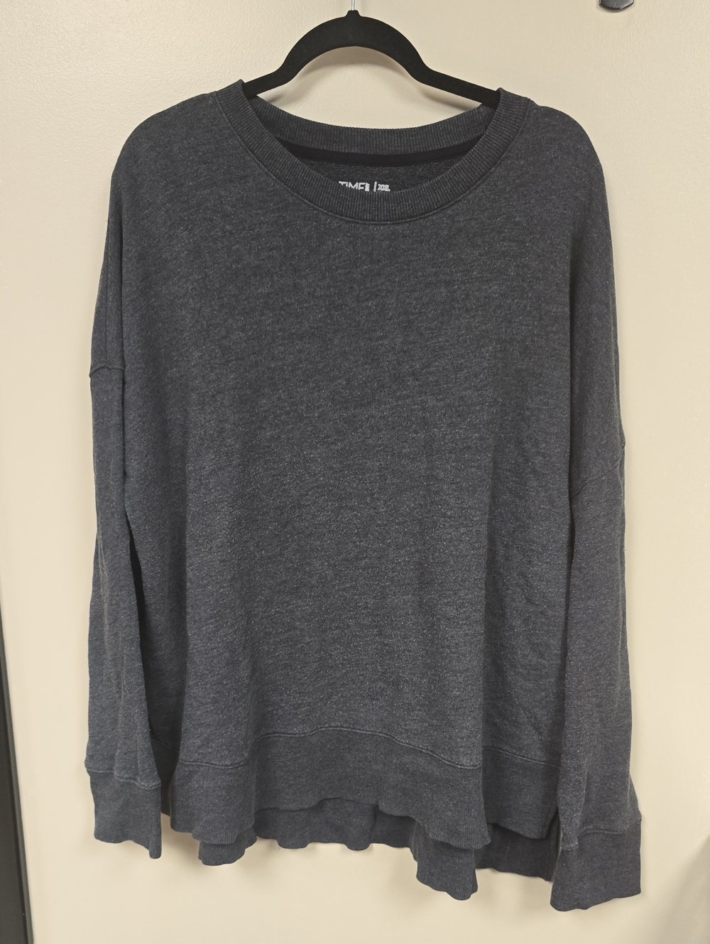 Time and Tru Charcoal Crewneck Sweatshirt